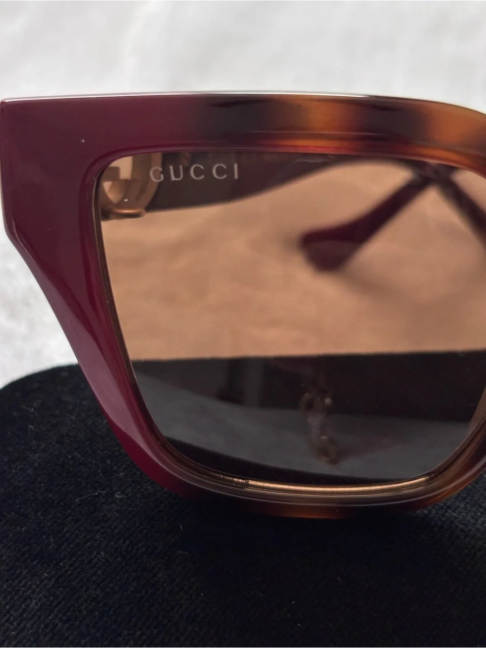 GUCCI Tortoise Square Sunglasses and Hard Case GG1023S 003--NWT